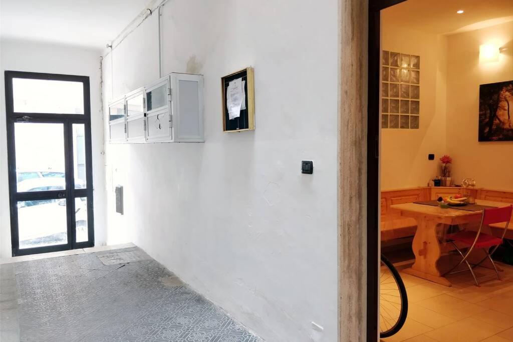 Appartamento Letto ad acqua H2OME Bari Esterno foto